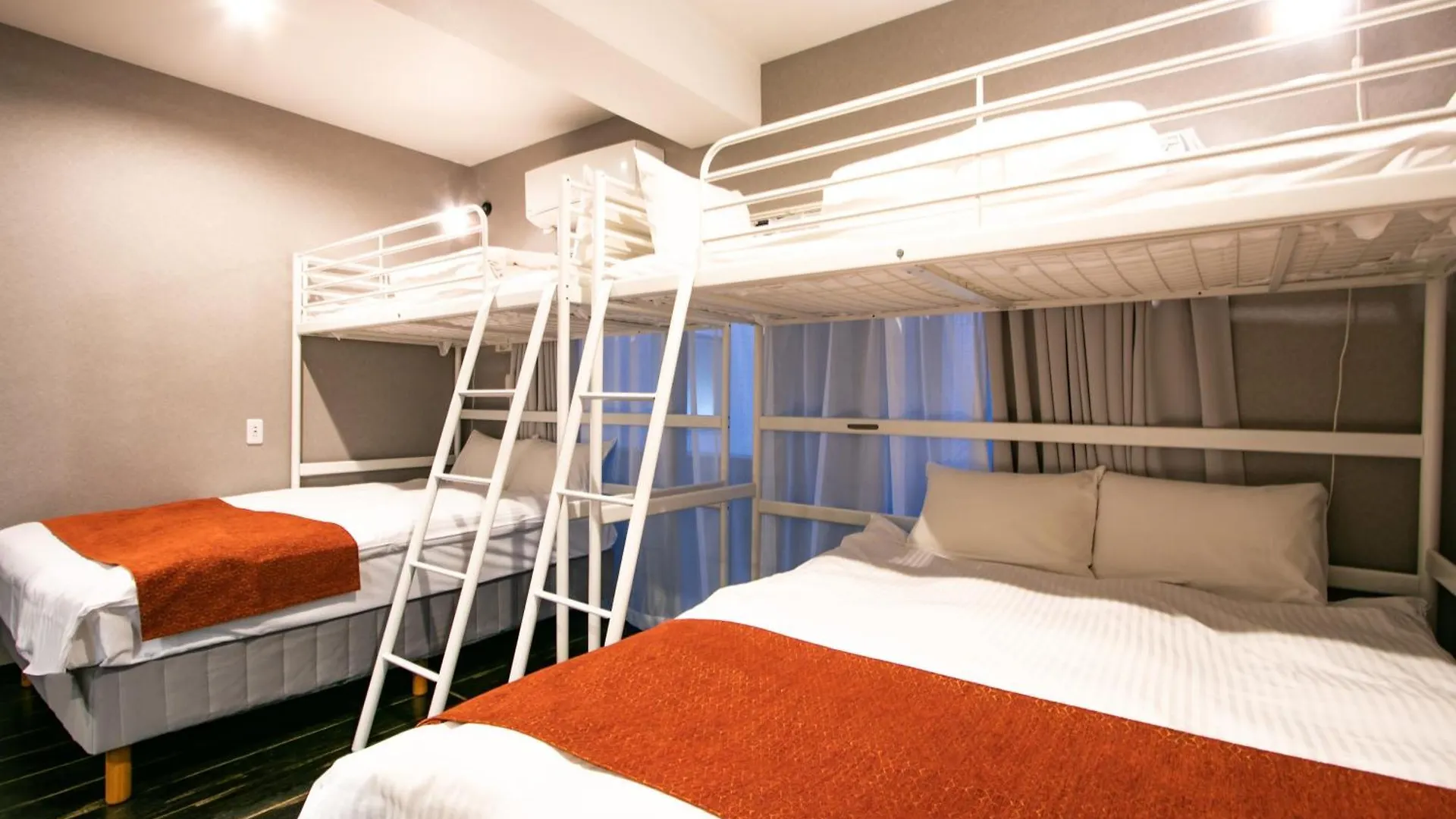 Minn Juso Osaka Japan